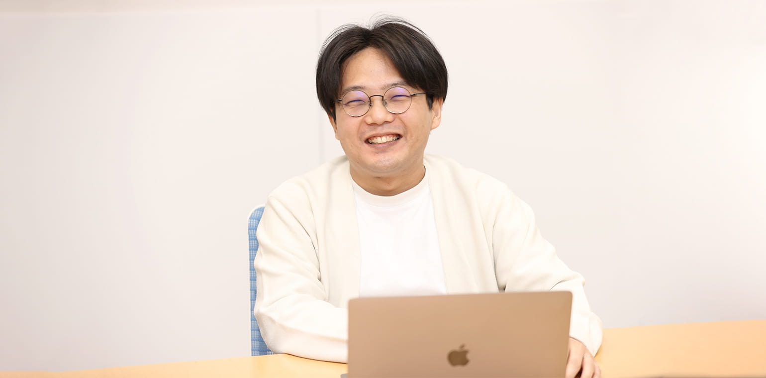 インタビューの様子
